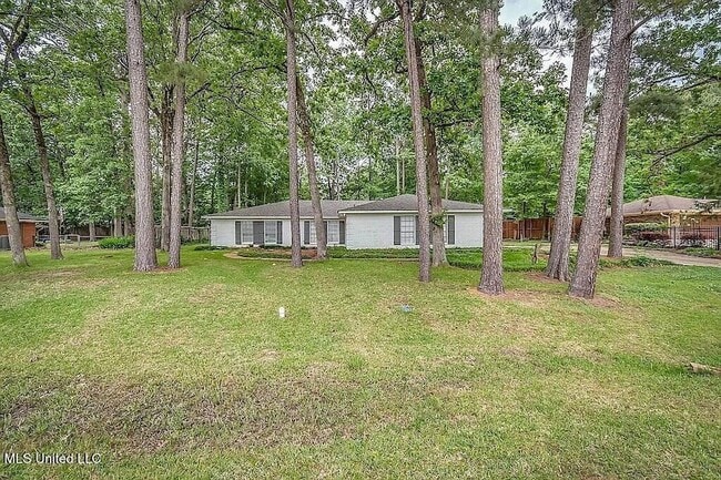 Building Photo - 132 Whippoorwill Rd