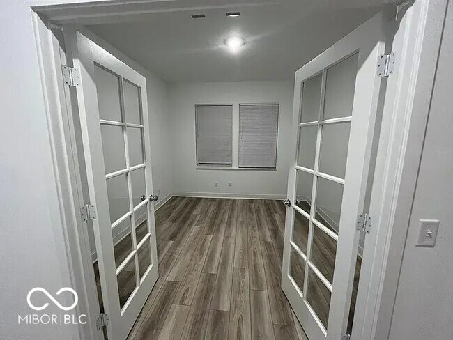 Building Photo - 2109 Egbert Rd