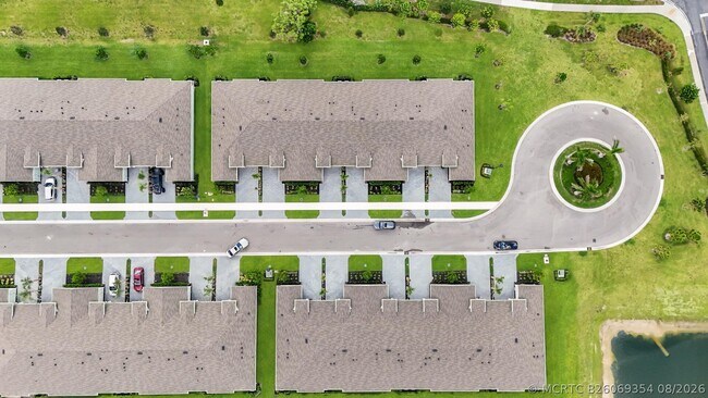 Building Photo - 13836 Hero Path
