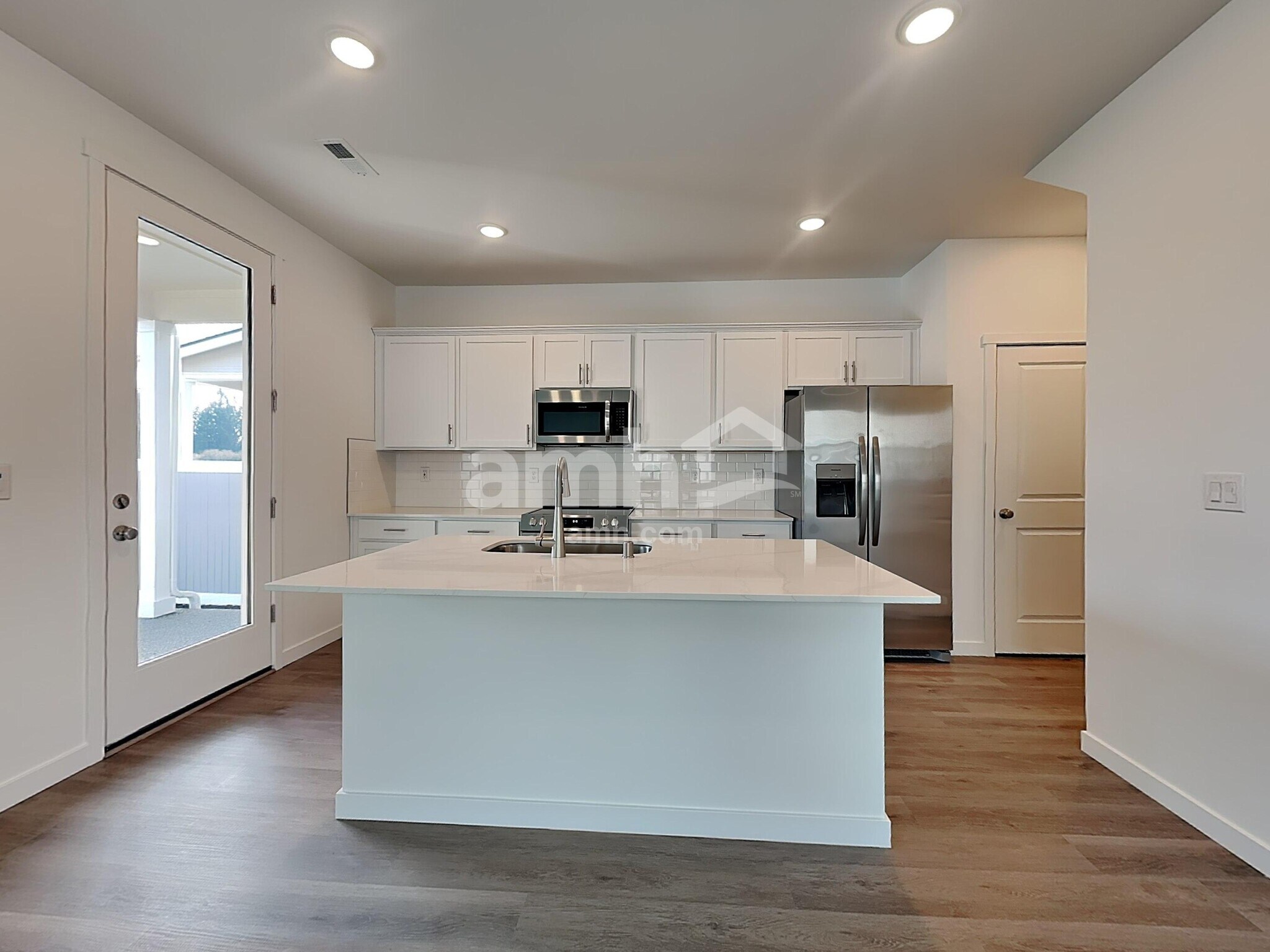 Building Photo - 5102 Turnstone St SE