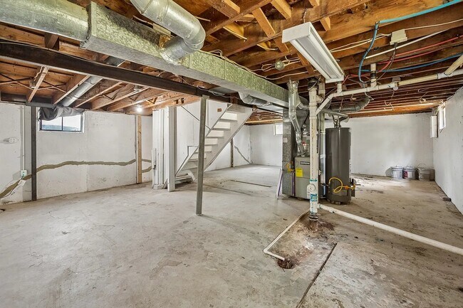Building Photo - 7605 E 50th St