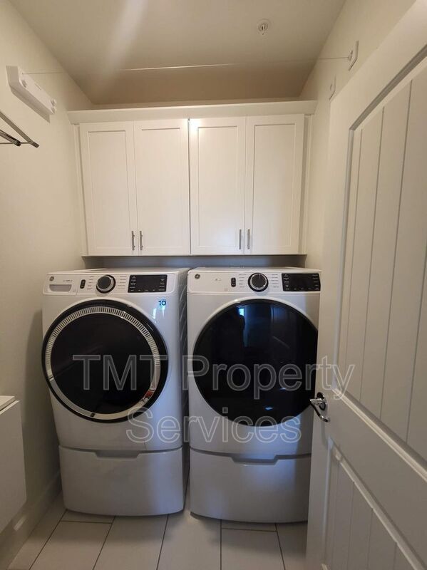 Building Photo - 7374 Galette Ct