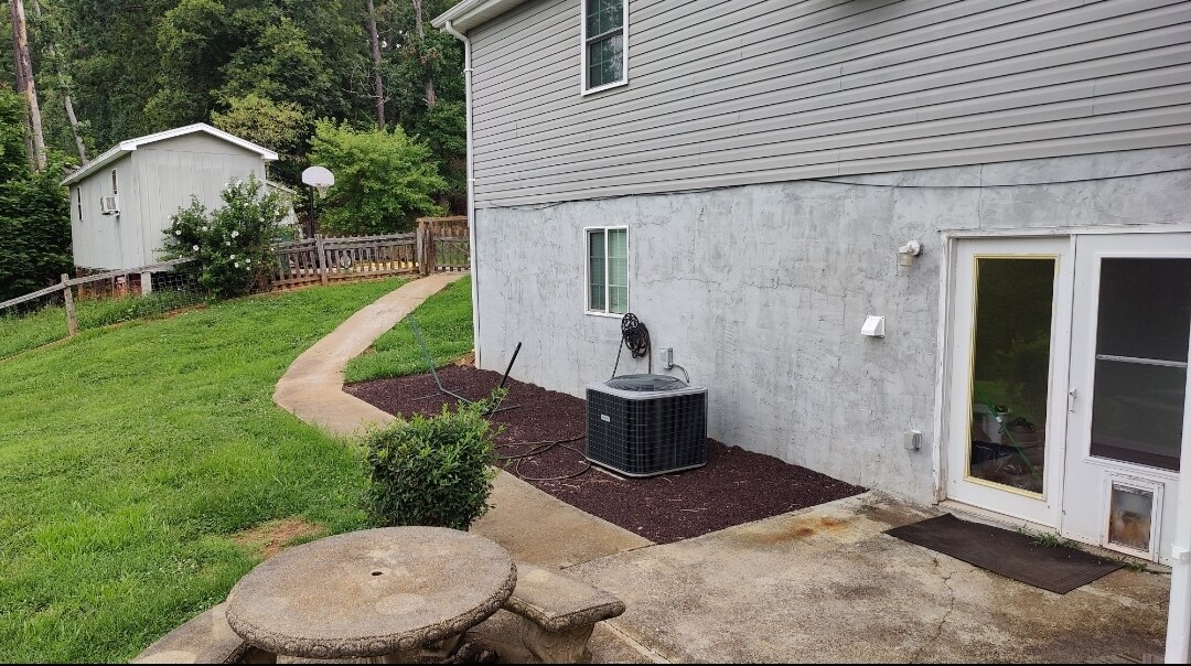 sidewalk to entry - 40 Serenity Ln