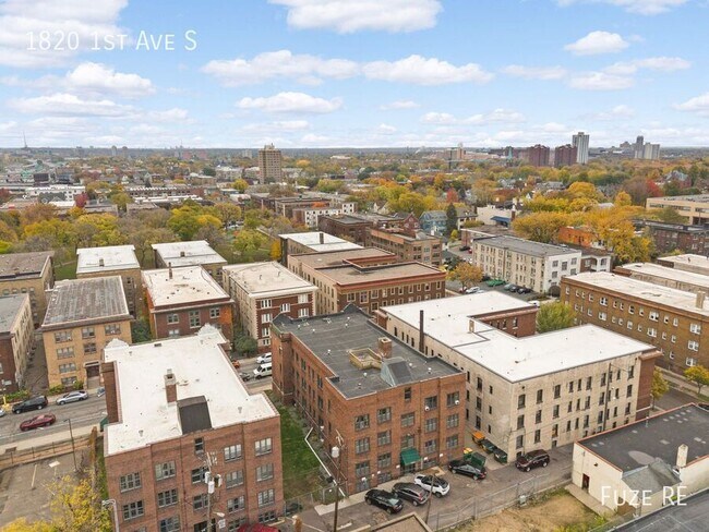 Building Photo - 1820 1st Ave S