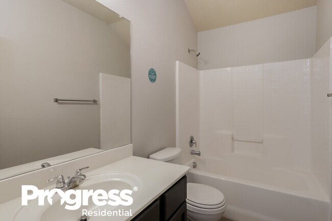 Building Photo - 7974 Los Alamitos Ln