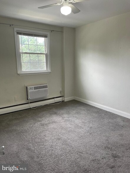 Building Photo - 207 Walnut Hill Rd