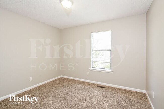 Building Photo - 212 Station Way