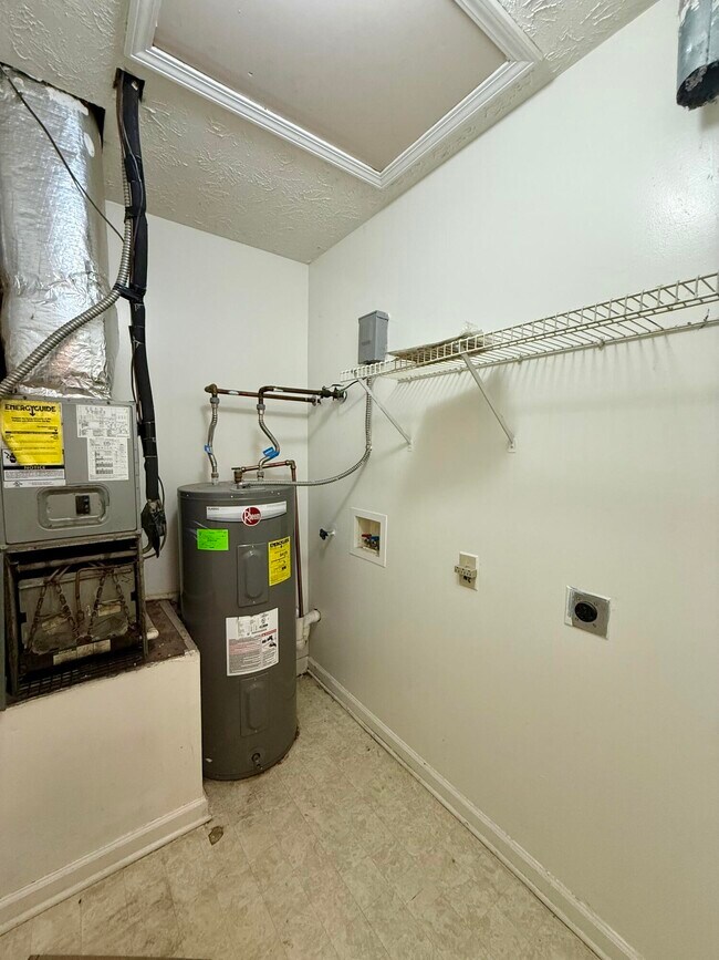 Building Photo - 781 Nickwood Trail