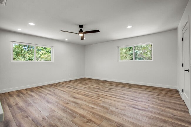 Building Photo - 1162 Pebble Springs Ln