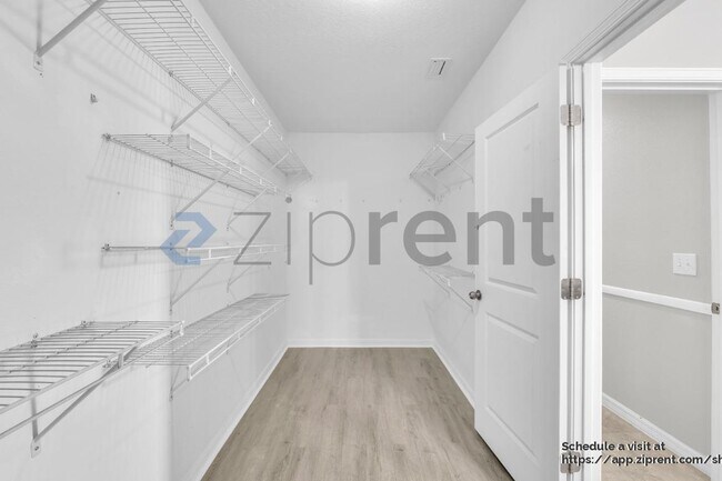 Building Photo - 1785 Broad Winged Hawk Dr