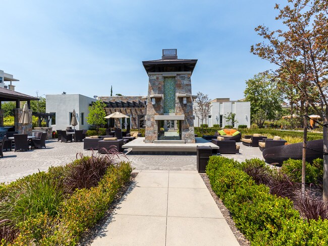 Building Photo - 5423 Ocean