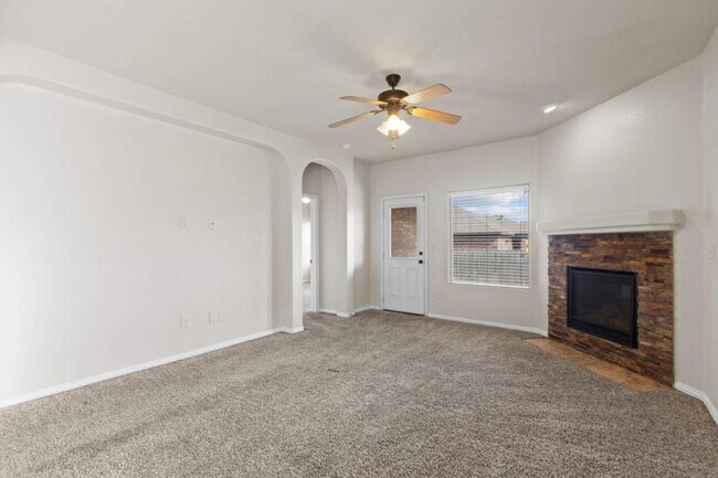 Building Photo - 1314 Cerrillos Ave