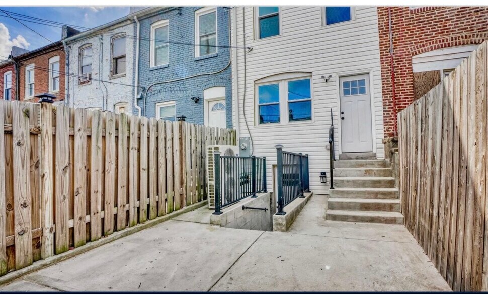 Backyard - 829 N Montford Ave