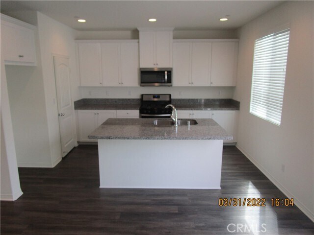 Building Photo - 30187 Ramsay Dr