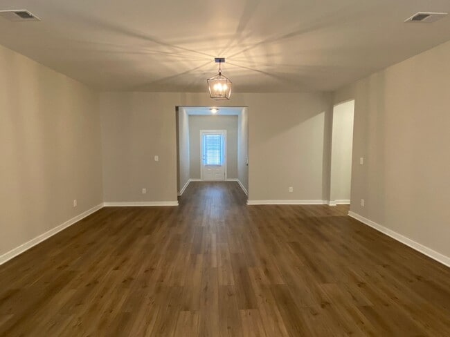 Building Photo - Home for Rent in Thorsby, AL!!! Available to View with 48-hour notice!!!