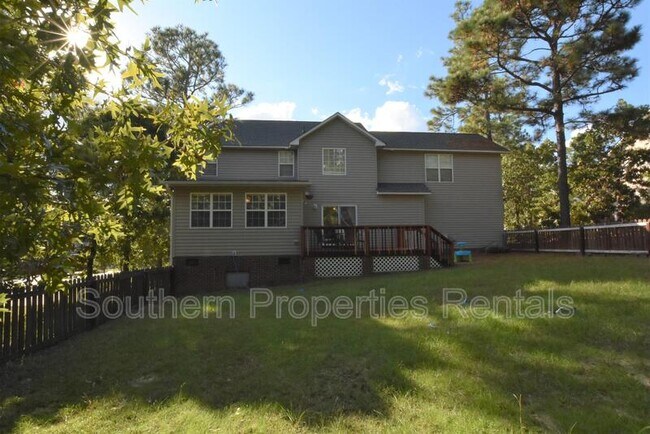 Building Photo - 65 Lone Pine Trail