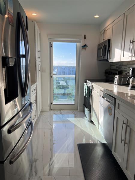 Building Photo - 1610 N Ocean Blvd