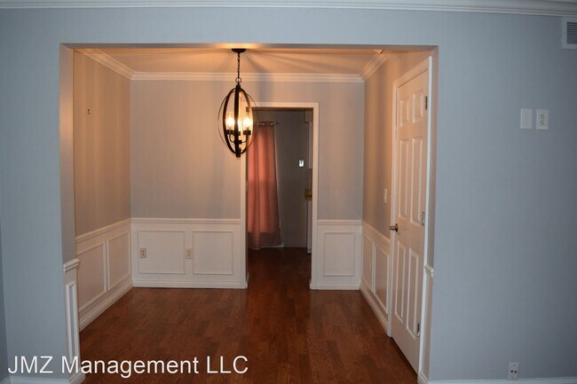 Building Photo - 3 br, 1.5 bath House - 24317 Bashian Dr Un...