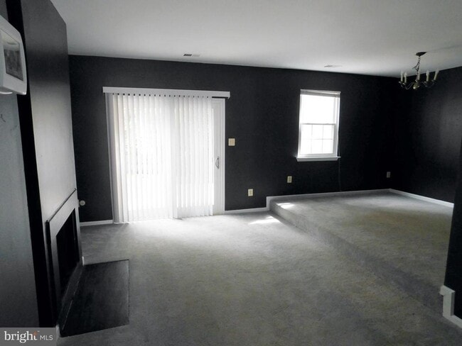 Building Photo - 3329 Ryon Ct