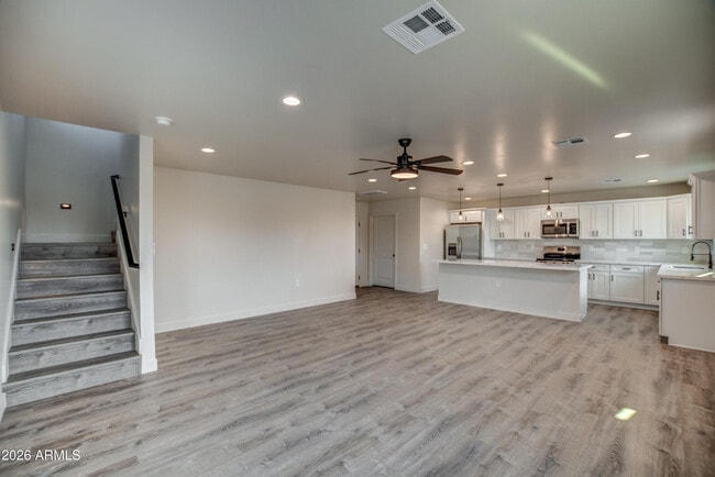 Building Photo - 1203 W Pima St