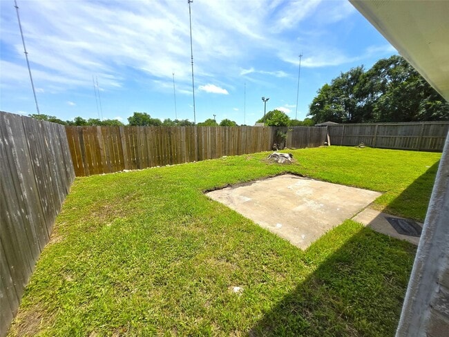 Building Photo - 17223 Artwood Ln
