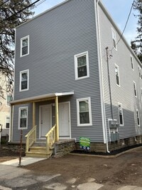 Building Photo - 46 Webb St
