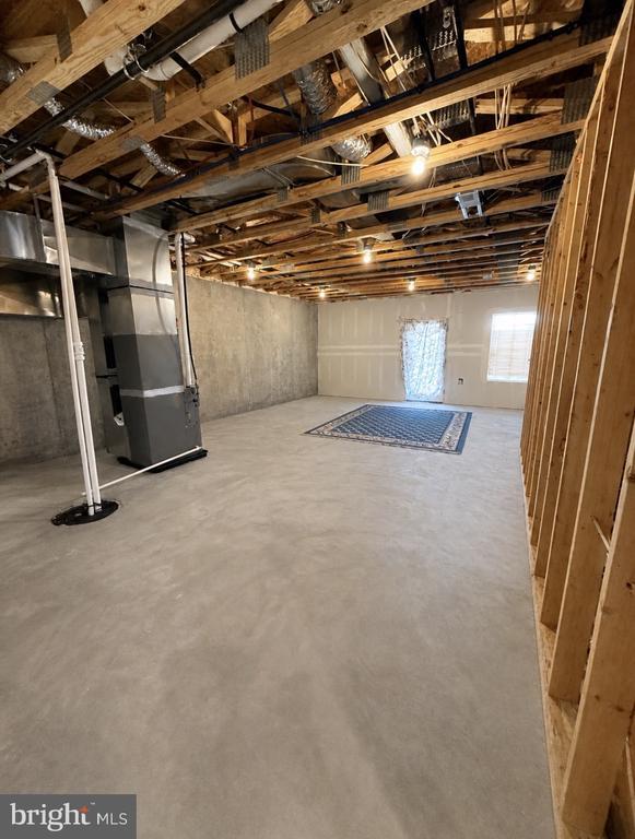 Building Photo - 4913 Brookside Ct