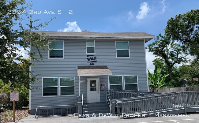 Building Photo - 2334 3rd Ave S