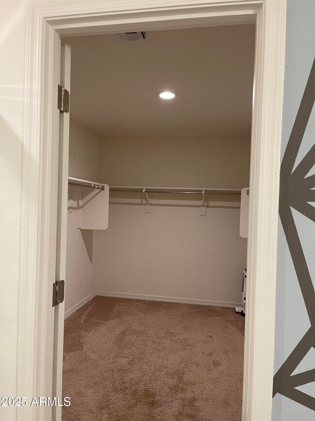 Building Photo - 374 S Verdad Ln