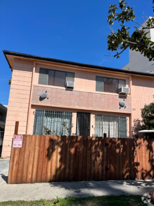 Building Photo - 5743 La Mirada Ave