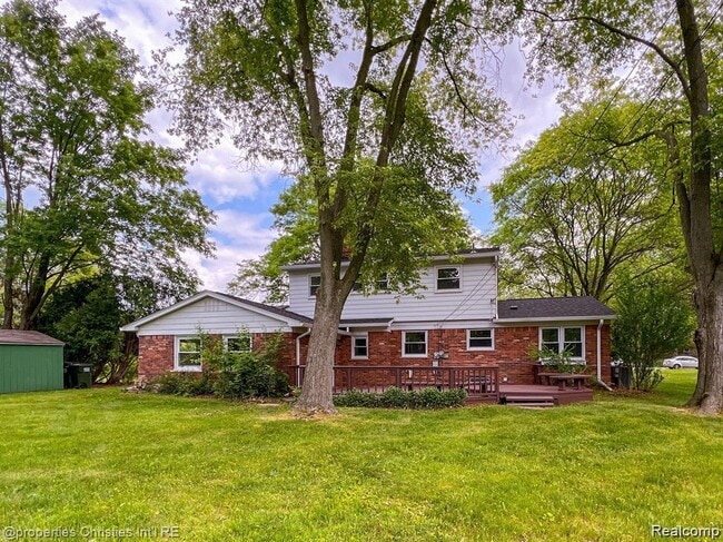 Building Photo - 126 Orchardale Dr