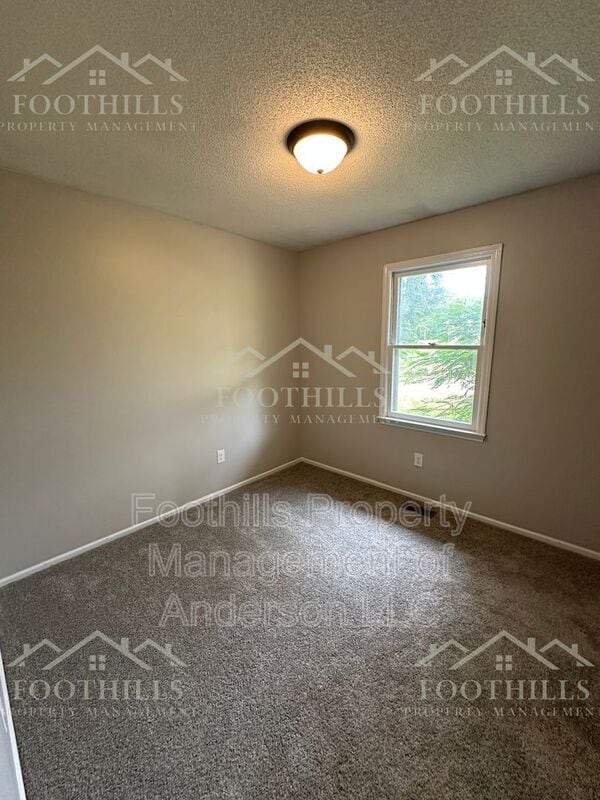 Building Photo - 122 Smith Dr