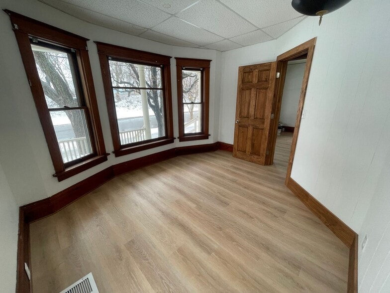 Building Photo - 1315 Cleveland Ave