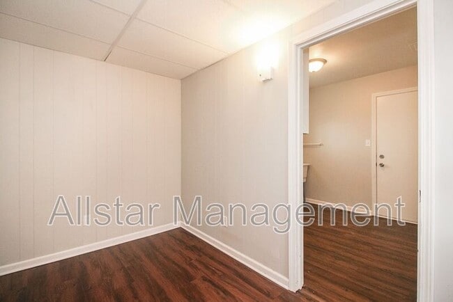 Building Photo - 6393 Springwood Rd