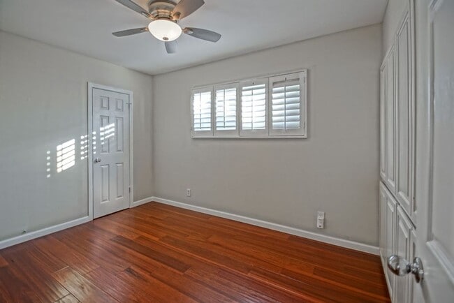 Building Photo - BEAUTIFULLY REMODELED, REDONDO HILLS HOME ...