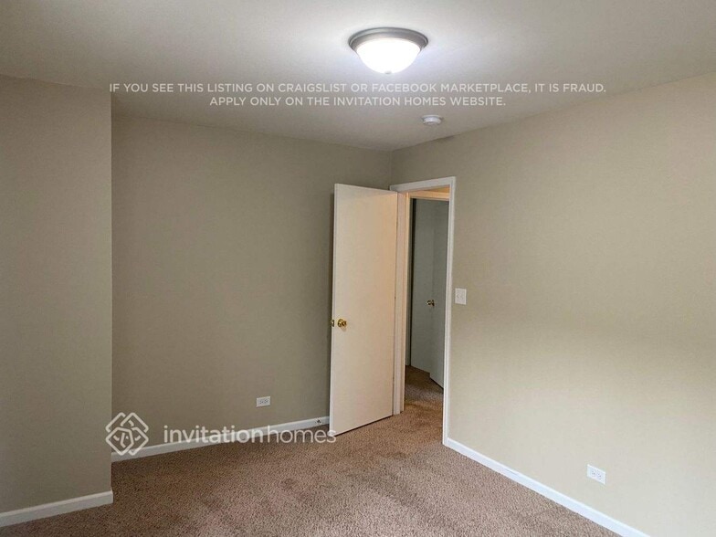 Building Photo - 940 Sandlewood Ct