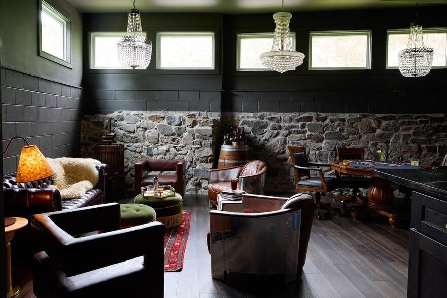 Building Photo - 43 Agamenticus Ave