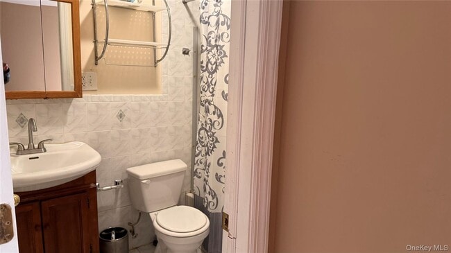 Building Photo - 87-30 Commonwealth Blvd