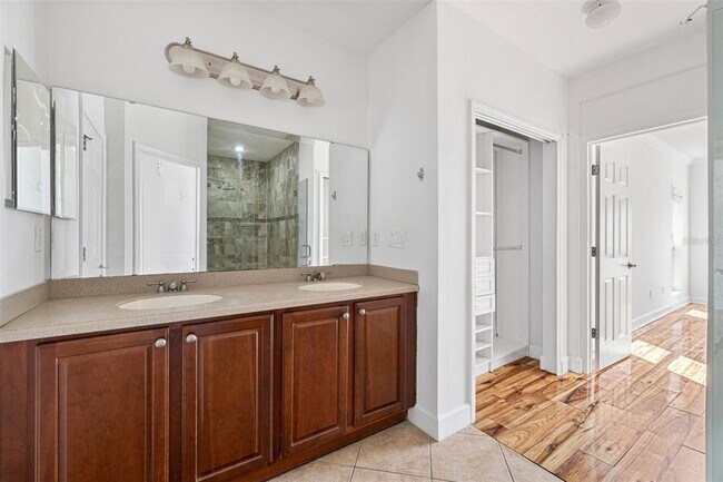 Building Photo - 7532 Toscana Blvd