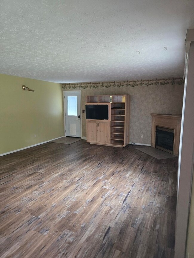 Building Photo - For Rent – 1304 Cobble Stone Court, Johnso...