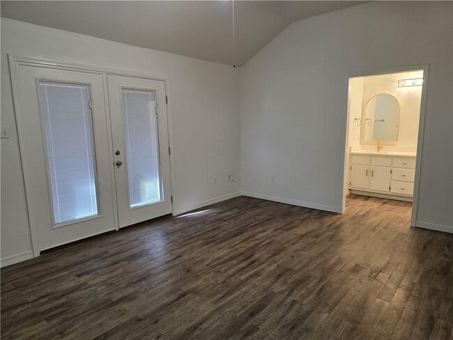 Building Photo - 5632 Bentley Ct