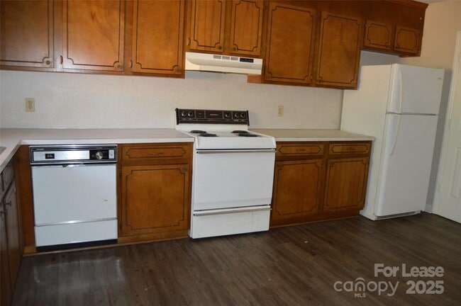 Building Photo - 309 Vance St