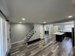 Open Floor Plan - 25 Chatham St