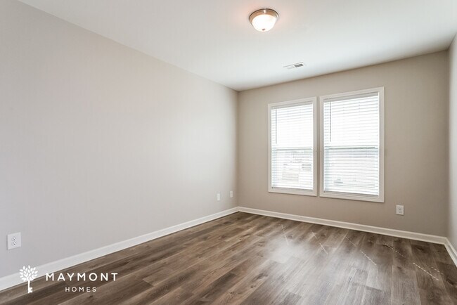 Building Photo - 234 Grovemere Ln