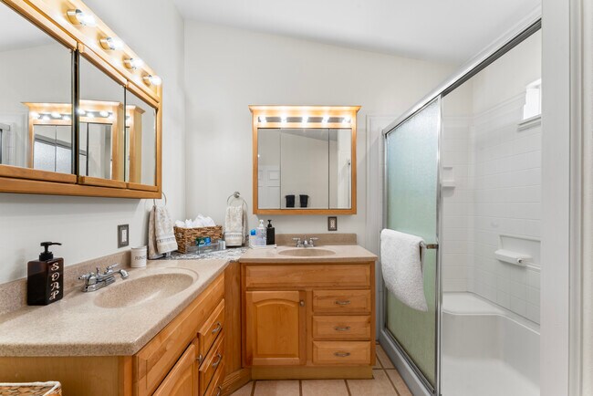 Building Photo - 27932 Calypso Ln