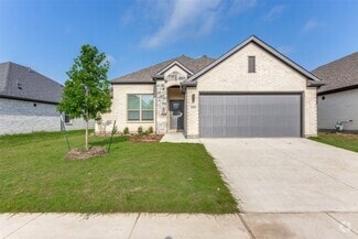 Building Photo - 4908 Pebblewood Dr