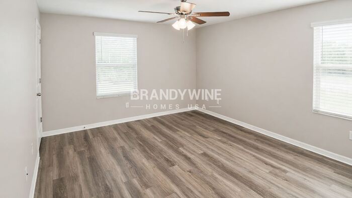 Building Photo - 5564 Mercado Dr
