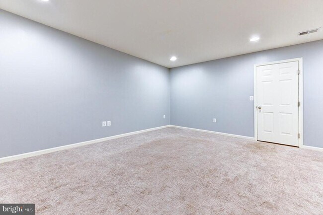 Building Photo - 44104 Turf Field Square