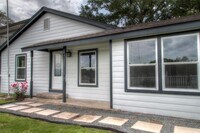 Building Photo - 415 Perkins Ave