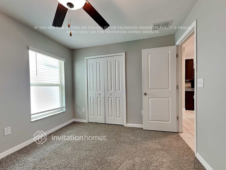 Building Photo - 1561 Blue Rose Dr